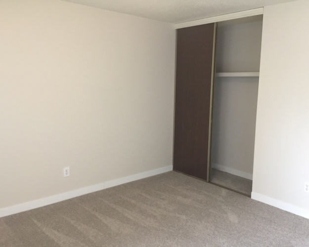 Apartment For Rent 304 - 4746 55 Street, Red Deer, 1 Bedroom, 1 Bathroom