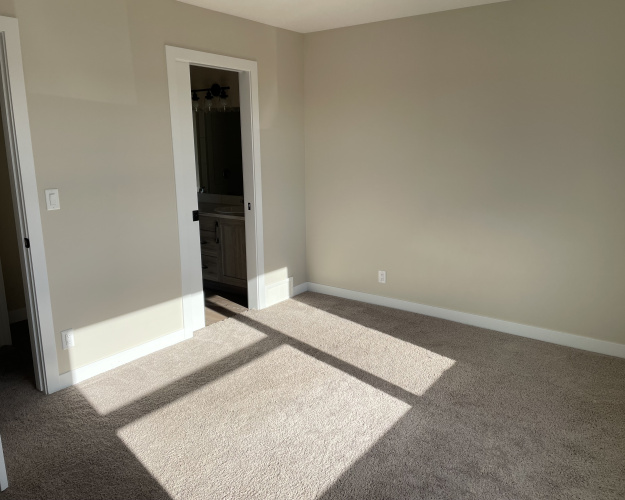 Townhouse For Rent 73 Ava Crescent, Blackfalds, 3 Bedrooms, 1.5 Bathrooms