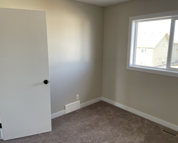 Townhouse For Rent 73 Ava Crescent, Blackfalds, 3 Bedrooms, 1.5 Bathrooms