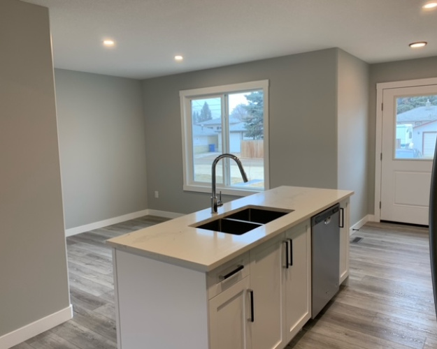 Duplex For Rent A, 3410 51 Avenue, Red Deer, 3 Bedrooms, 2.5 Bathrooms