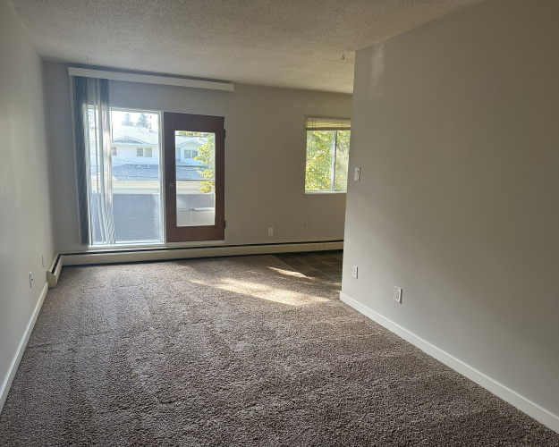Apartment For Rent 301, 5301 46 Ave, Red Deer, 2 Bedrooms, 1 Bathroom