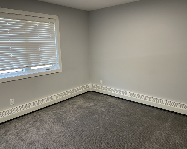 Apartment For Rent 105 - 5312 Lakeshore Drive, Sylvan Lake, 1 Bedroom, 1 Bathroom