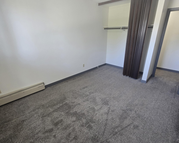Apartment For Rent 3331 51 Avenue Close, Red Deer, 2 Bedrooms, 1 Bathroom