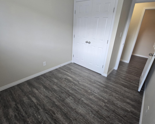 Apartment For Rent 102, 4728-55 Street, Red Deer, 2 Bedrooms, 1 Bathroom