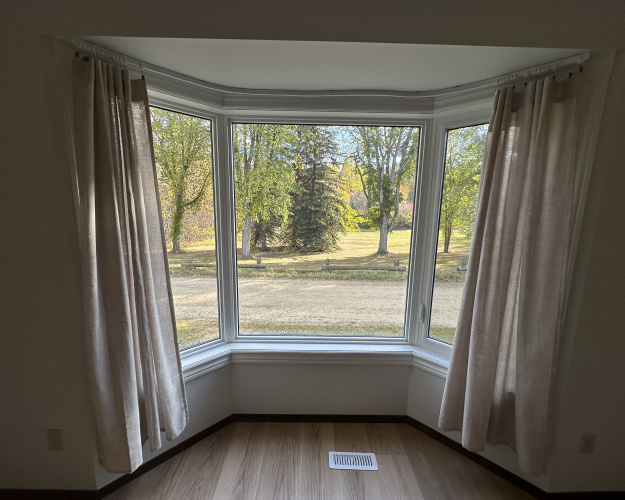 House For Rent 4519 46 Street, Red Deer, 3 Bedrooms, 3 Bathrooms