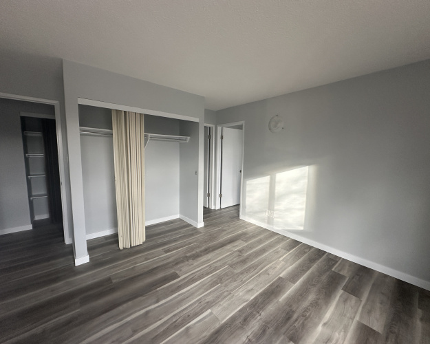 Apartment For Rent 211, 5628 - 58 Street, Lacombe, 3 Bedrooms, 1.5 Bathrooms
