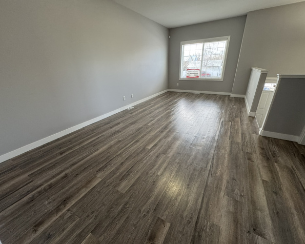 Duplex For Rent 19 Old Boomer Road, Sylvan Lake, 4 Bedrooms, 3 Bathrooms