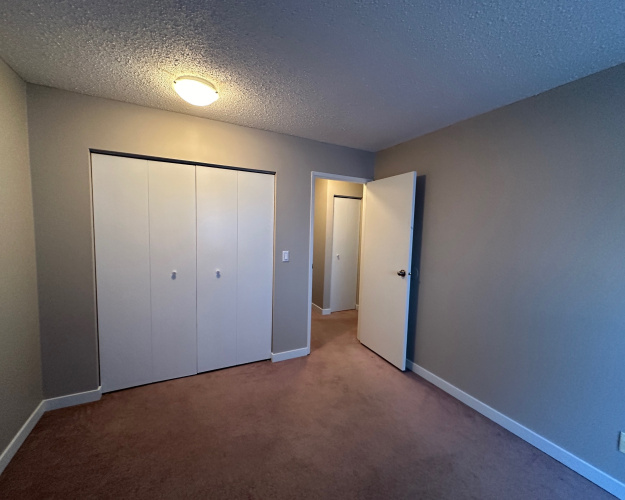 Apartment For Rent 105, 122 Cornett Drive, Red Deer, 2 Bedrooms, 1 Bathroom