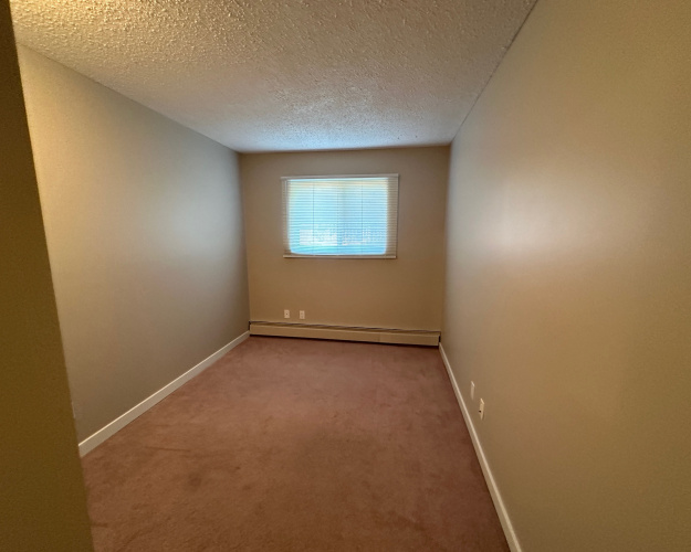 Apartment For Rent 105, 122 Cornett Drive, Red Deer, 2 Bedrooms, 1 Bathroom