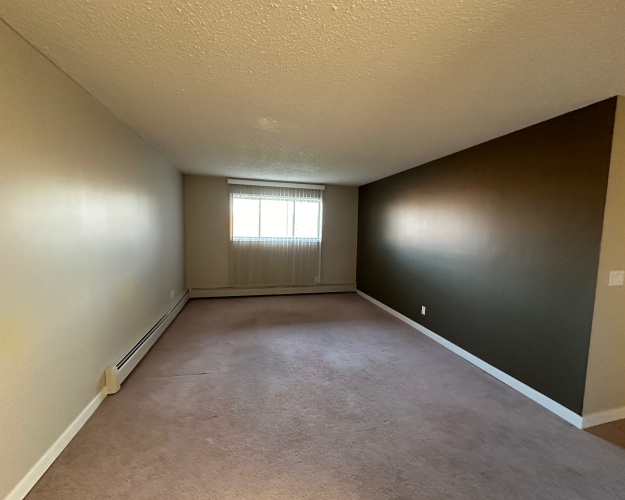 Apartment For Rent 105, 122 Cornett Drive, Red Deer, 2 Bedrooms, 1 Bathroom