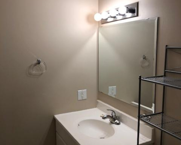 Apartment For Rent 305 - 5920 60A Street, Red Deer, 2 Bedrooms, 1 Bathroom