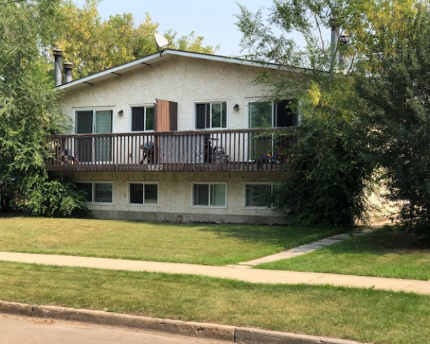 Fourplex For Rent A, 5827 52 Avenue, Red Deer, 3 Bedrooms, 1 Bathroom