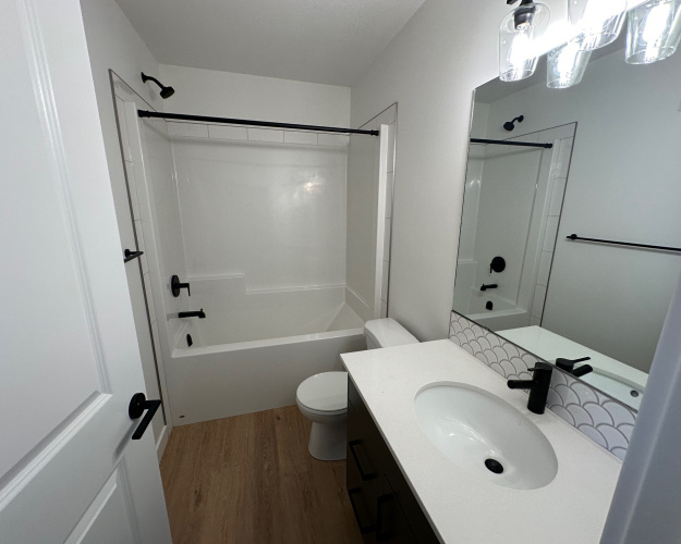 Duplex For Rent 17 Inglis Cres, Sylvan Lake, 3 Bedrooms, 2.5 Bathrooms