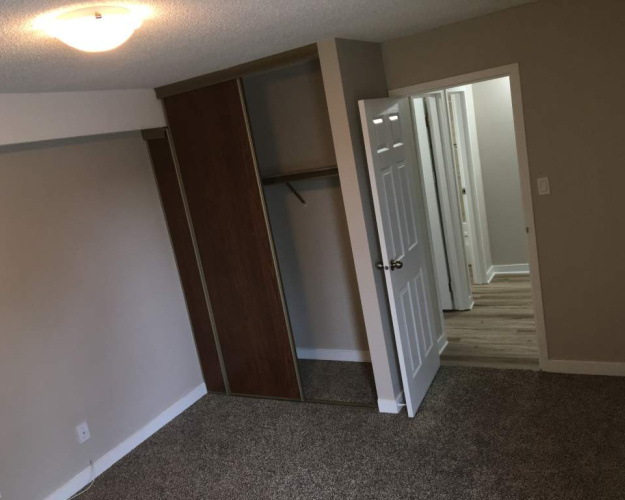 Apartment For Rent 309, 3610 52 Avenue, Red Deer, 2 Bedrooms, 1 Bathroom