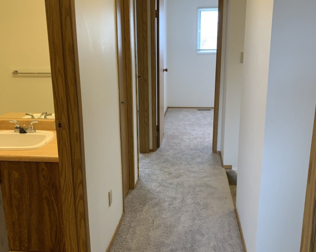 Townhouse For Rent 15C Grant Street, Red Deer, 3 Bedrooms, 1.5 Bathrooms