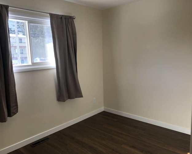 Duplex For Rent 5131 44 Street, Red Deer, 2 Bedrooms, 1 Bathroom