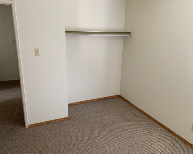 Townhouse For Rent F3 - 35 Nash Street, Red Deer, 3 Bedrooms, 1 Bathroom