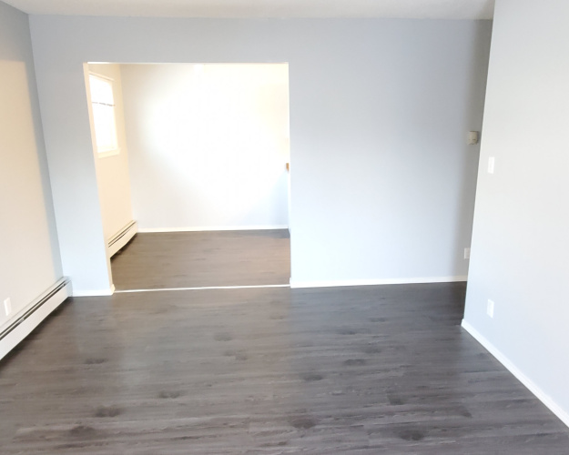 Apartment For Rent 4 - 4518 47A Avenue, Sylvan Lake, 2 Bedrooms, 1 Bathroom