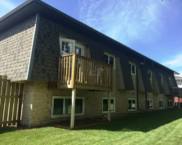 Apartment For Rent 4 - 4518 47A Avenue, Sylvan Lake, 2 Bedrooms, 1 Bathroom